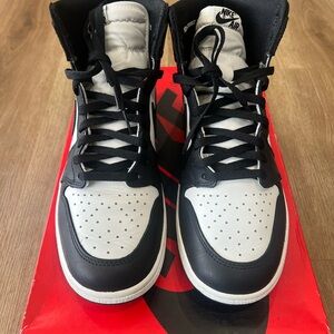 Nike Air Jordan 1 High 85 Black/White Me s Sz 10.5